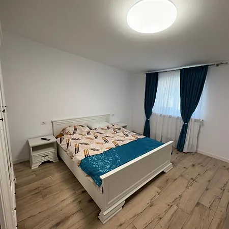 Casa George Аджиджа